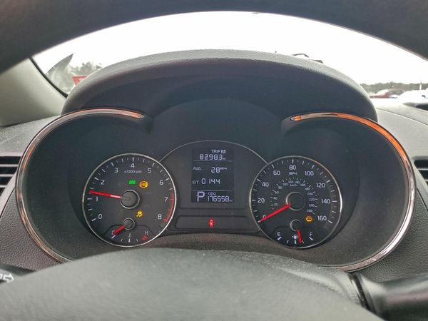 2016 KIA FORTE GL (Middle-Low Grade)