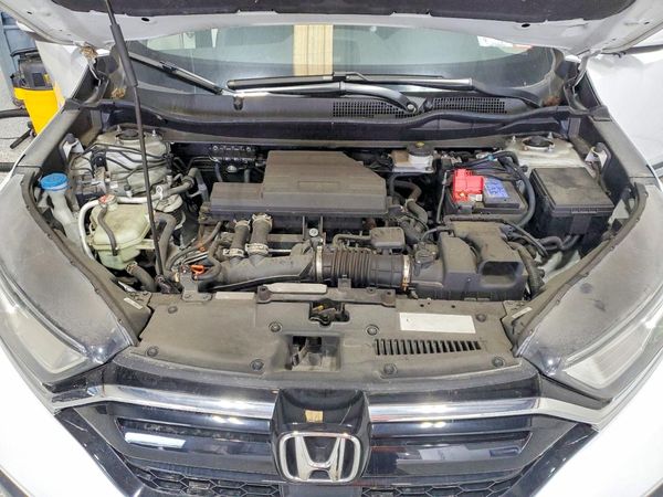 2021 HONDA CR-V Touring — Engine bay
