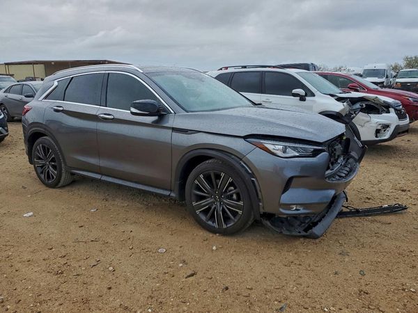 2022 INFINITI QX50 Luxe