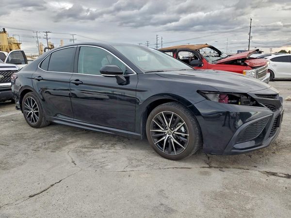 2024 TOYOTA CAMRY SE — Passenger 3/4
