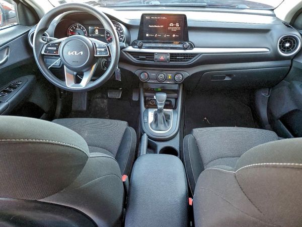 2022 KIA FORTE FE, LXS