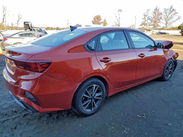 2022 KIA FORTE FE, LXS