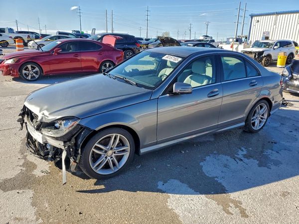 2014 MERCEDES-BENZ C