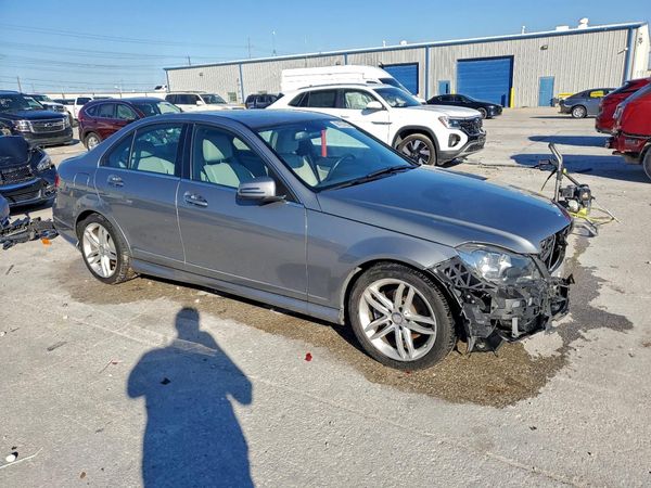 2014 MERCEDES-BENZ C