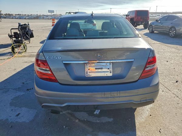 2014 MERCEDES-BENZ C