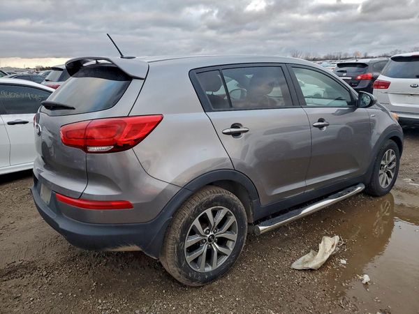 2015 KIA SPORTAGE GL - Middle-low