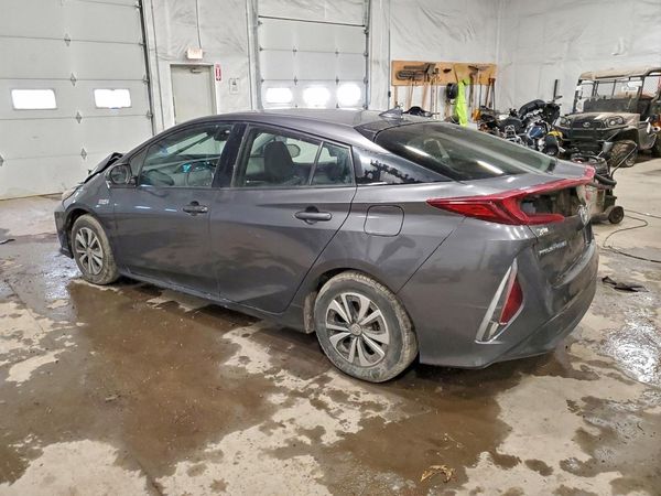 2017 TOYOTA PRIUS Three/Four/Four Adv