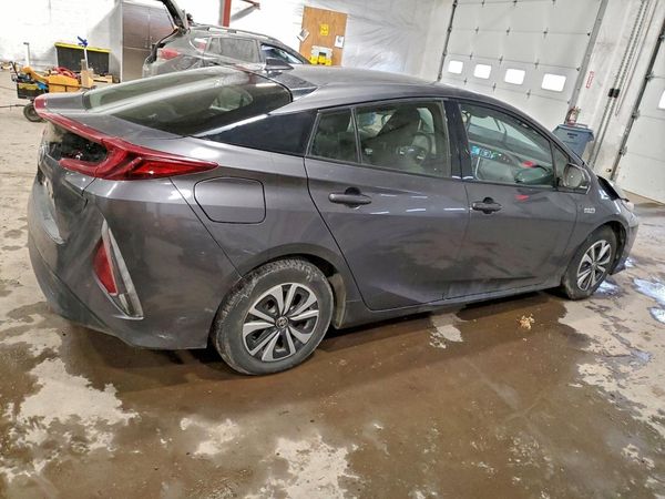2017 TOYOTA PRIUS Three/Four/Four Adv