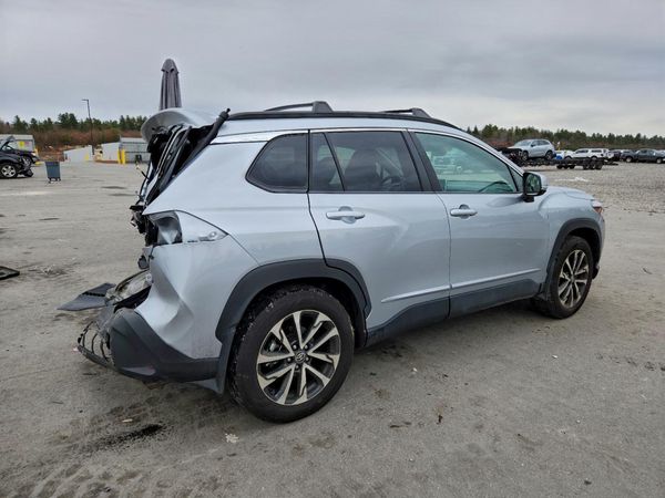 2024 TOYOTA COROLLA CROSS XLE