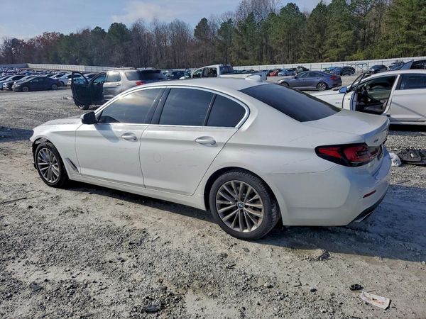 2023 BMW 530