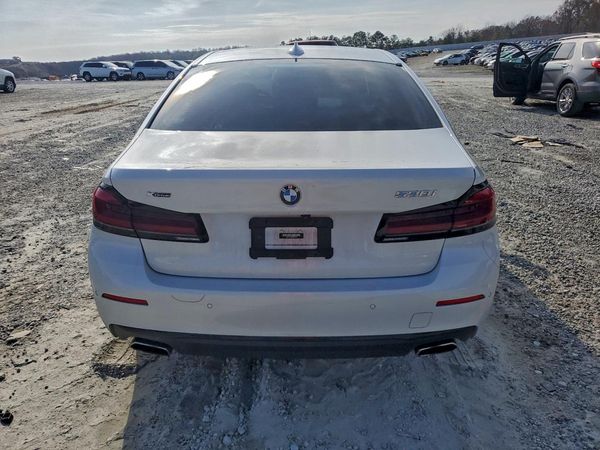 2023 BMW 530