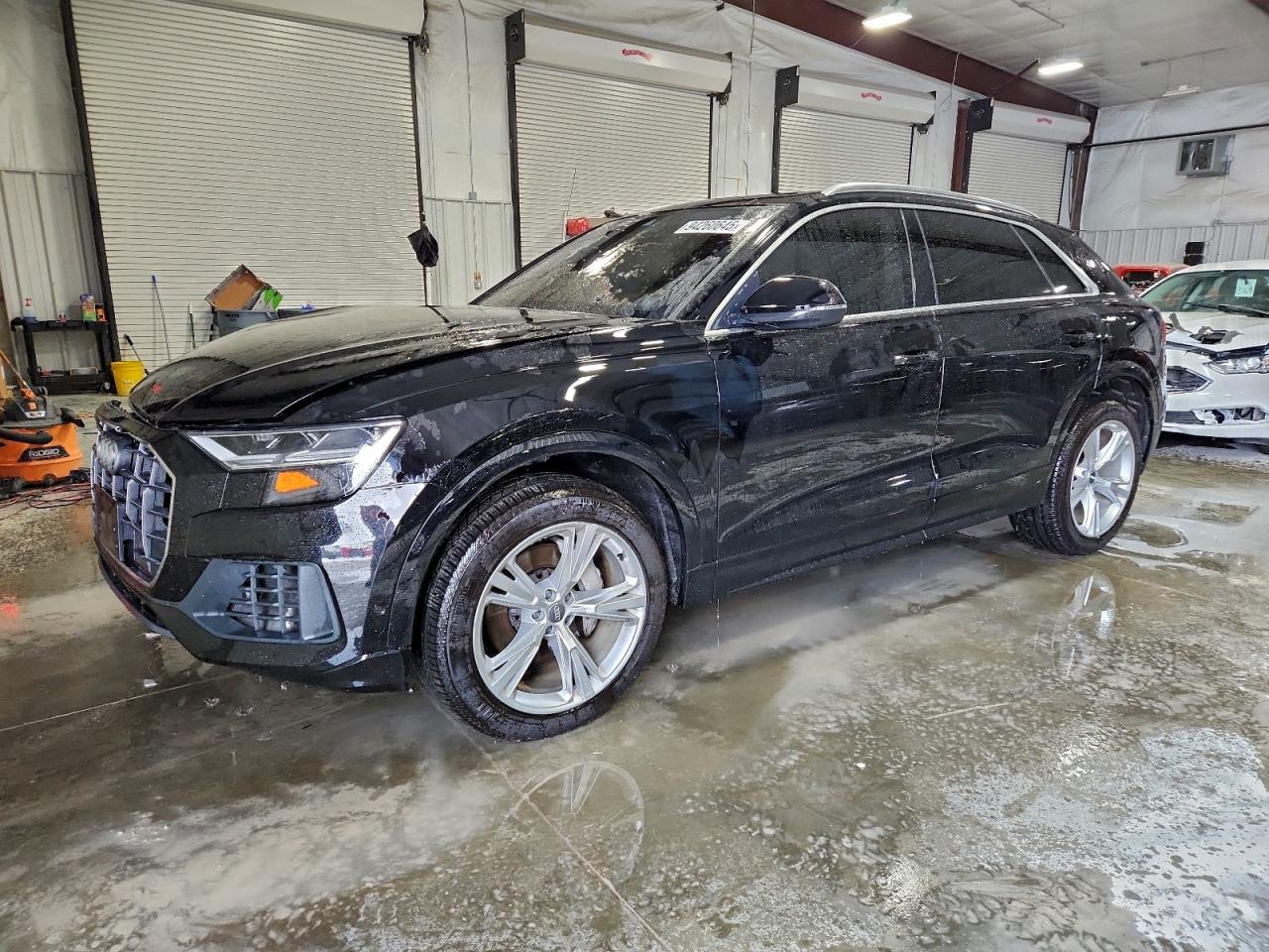 2019 AUDI Q8 quattro Premium Plus