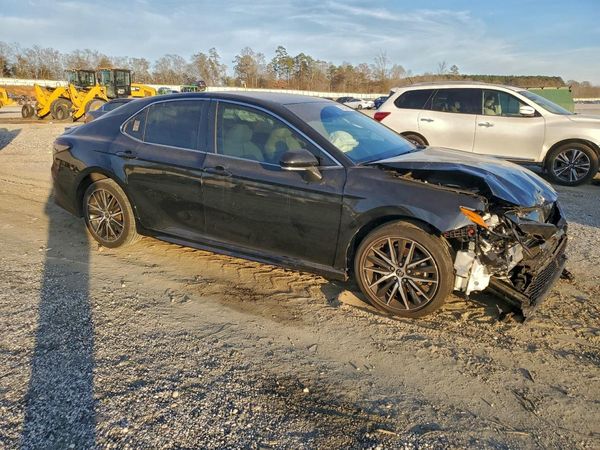 2023 TOYOTA CAMRY
