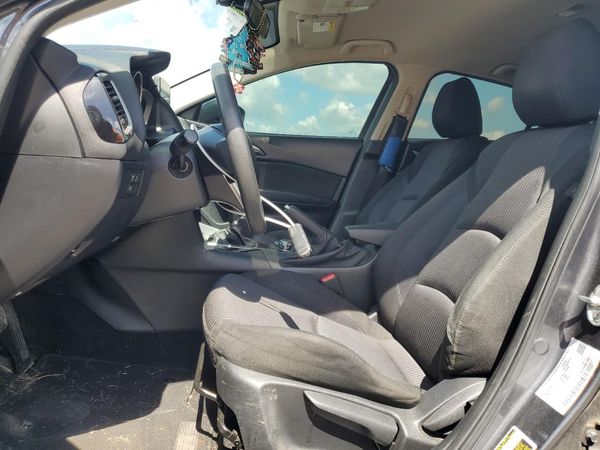 2016 MAZDA 3 Sport/GX
