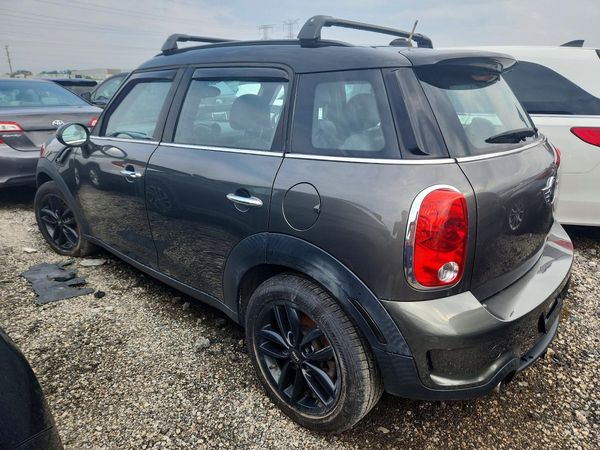 2014 MINI COOPER