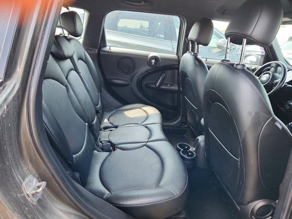 2014 MINI COOPER