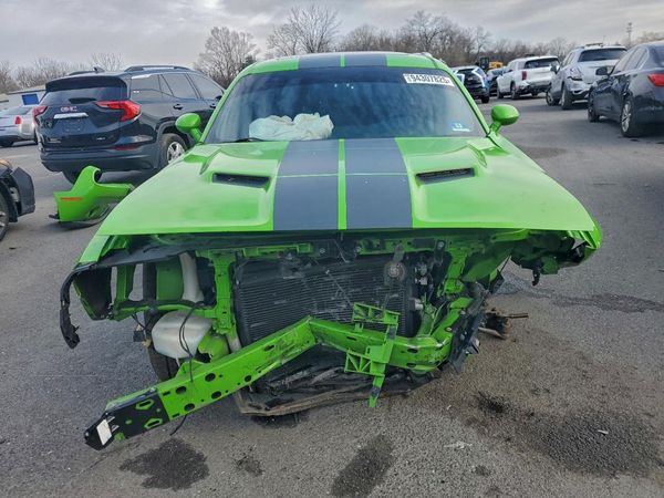 2017 DODGE CHALLENGER SXT