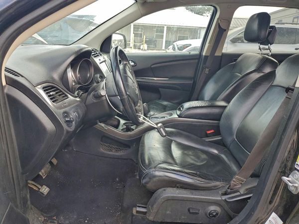 2018 DODGE JOURNEY Crossroad (M,U,C)