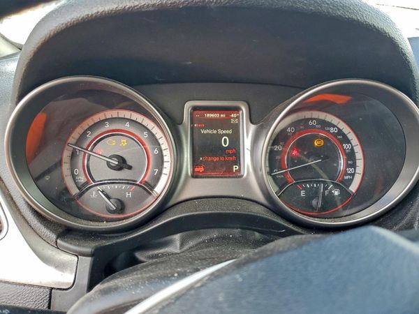 2018 DODGE JOURNEY Crossroad (M,U,C)