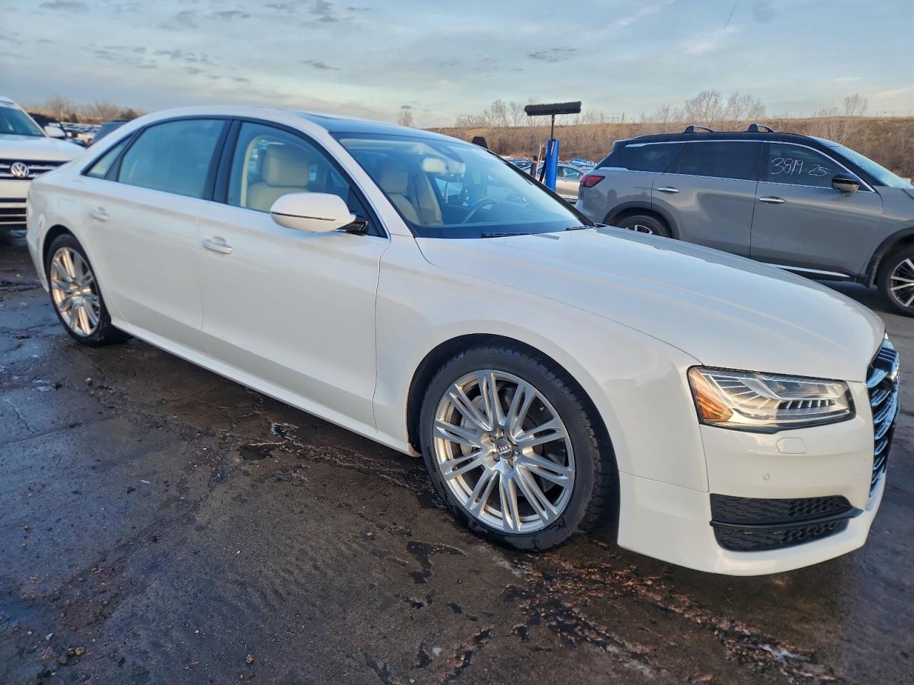 2018 AUDI A8