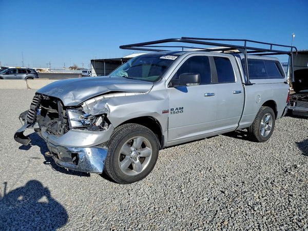 2016 RAM 1500 SLT QUAD CAB 4X4