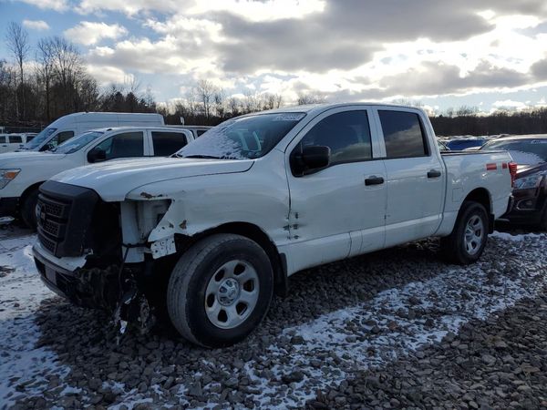 2022 NISSAN TITAN