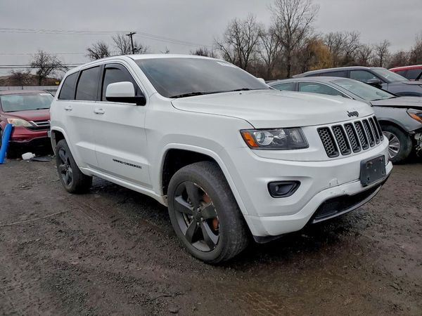 2015 JEEP GRAND CHEROKEE LAREDO 4X4