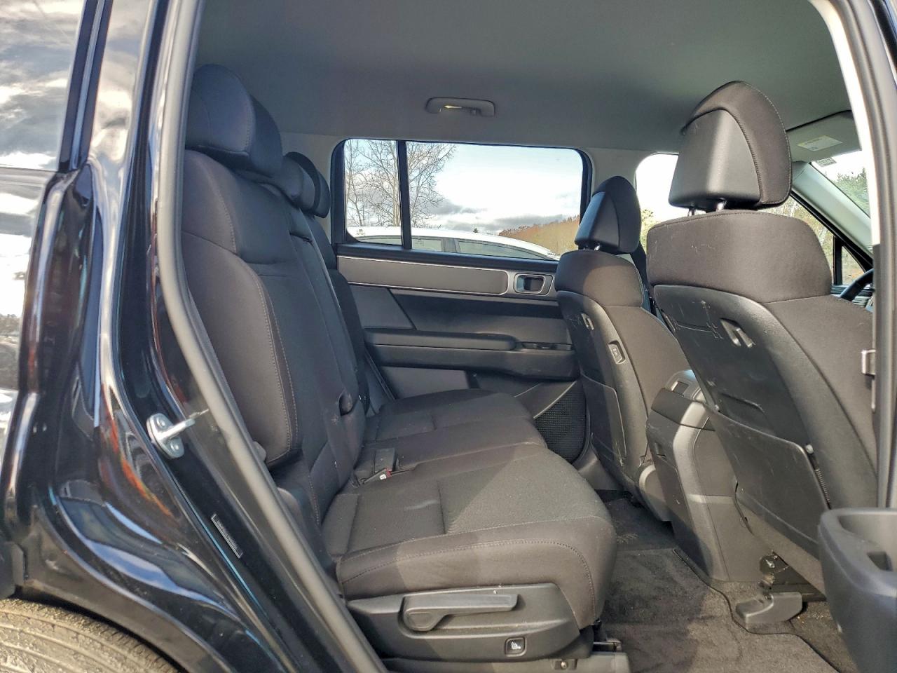 2025 HYUNDAI SANTA FE SE