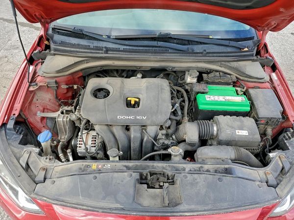 2017 HYUNDAI ELANTRA
