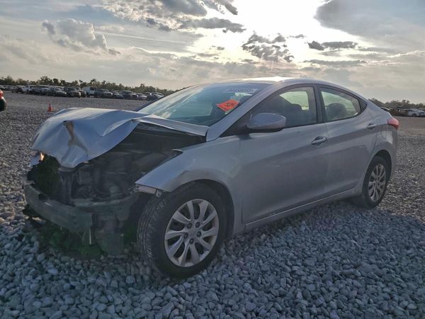 2012 HYUNDAI ELANTRA