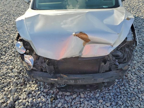 2012 HYUNDAI ELANTRA