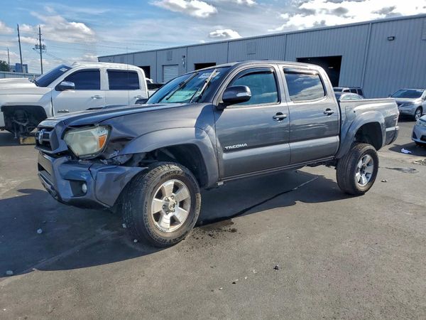 2013 TOYOTA TACOMA — DSFA — Front 3/4
