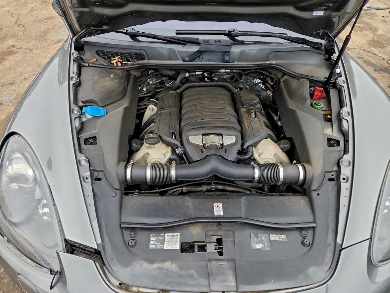 2014 PORSCHE CAYENNE GTS