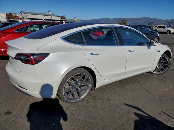 2017 TESLA MODEL 3