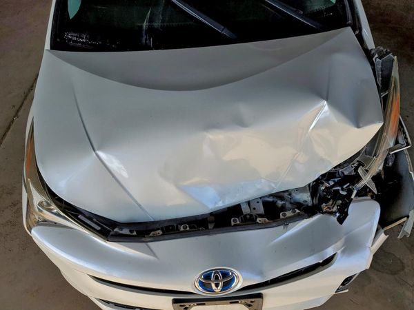 2016 TOYOTA PRIUS