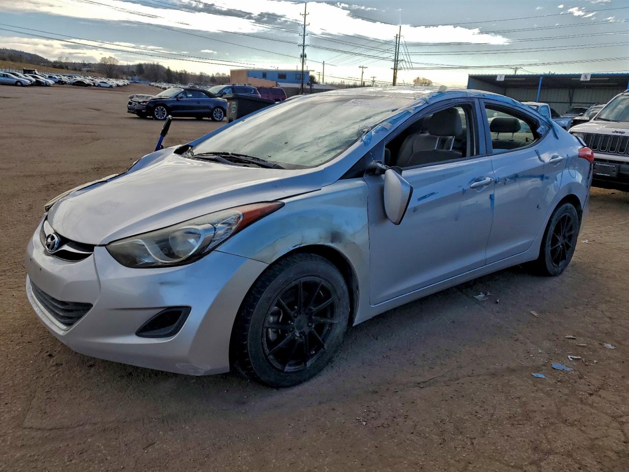 2013 HYUNDAI ELANTRA — Front 3/4