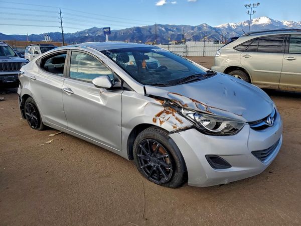 2013 HYUNDAI ELANTRA — Passenger 3/4