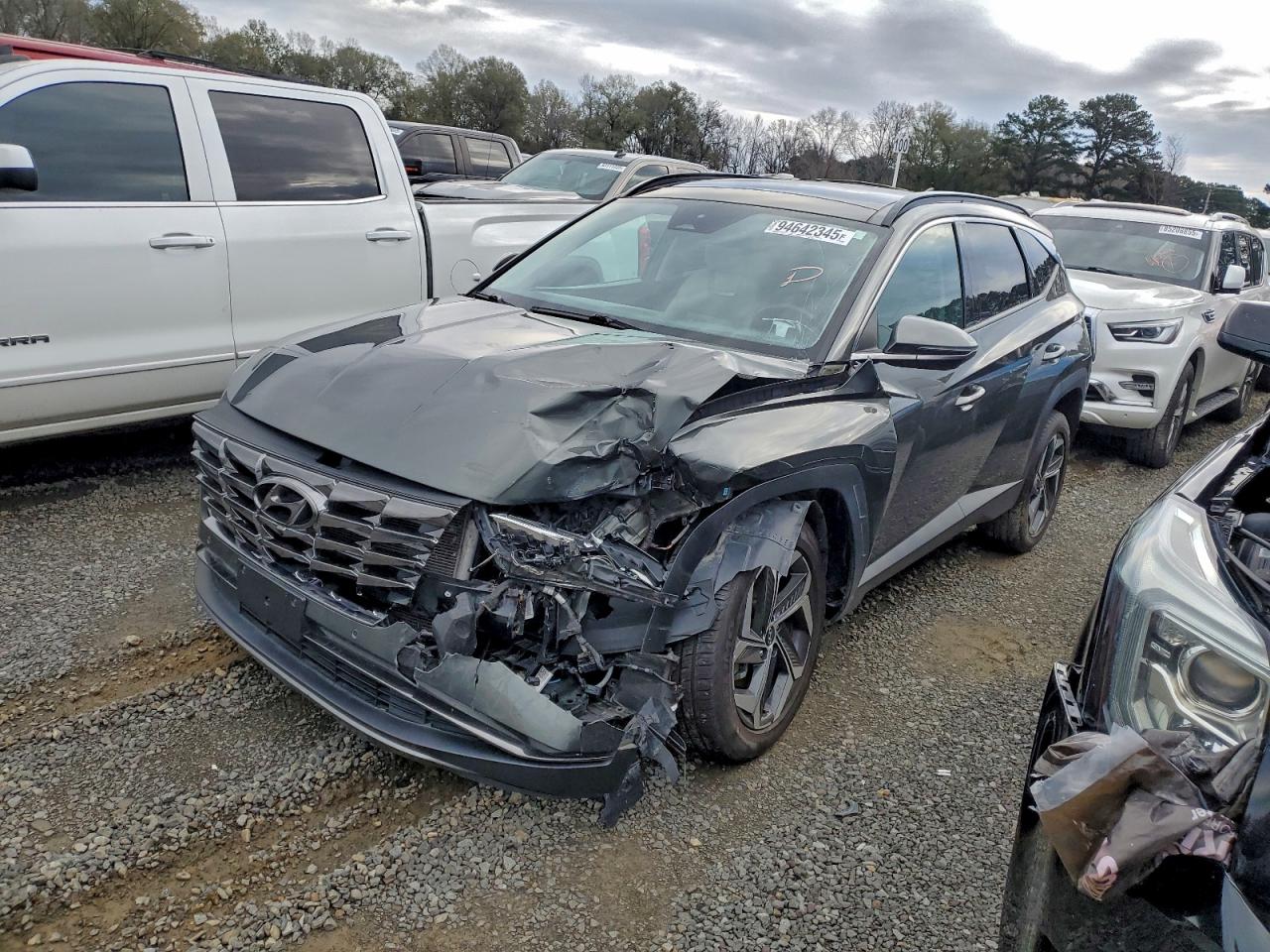 2023 HYUNDAI TUCSON Limited — Front 3/4