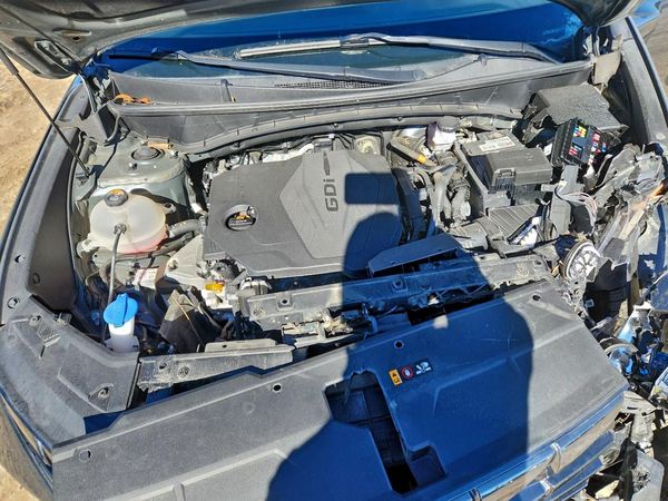2023 HYUNDAI TUCSON Limited — Engine bay