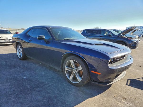 2017 DODGE CHALLENGER SXT