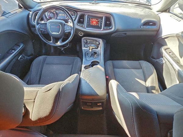 2017 DODGE CHALLENGER SXT