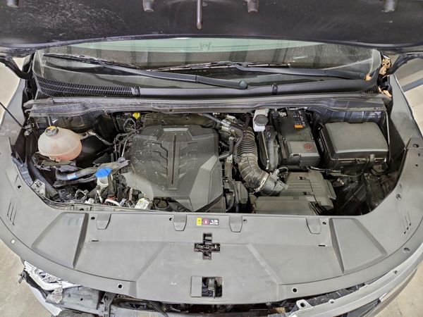 2023 KIA CARNIVAL LX, LX Seat Package