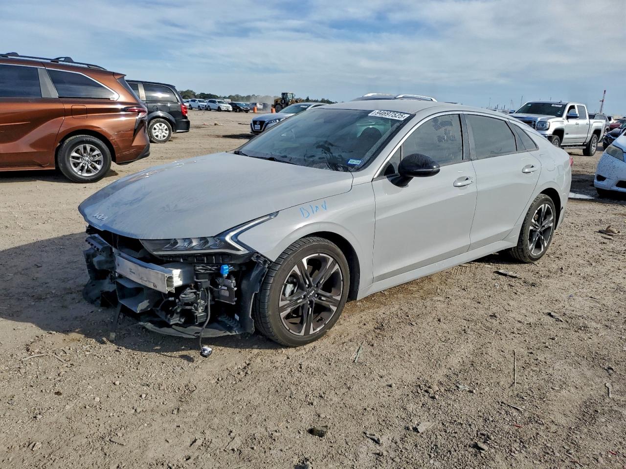 2022 KIA K5