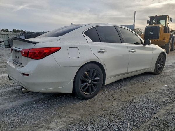 2017 INFINITI Q50