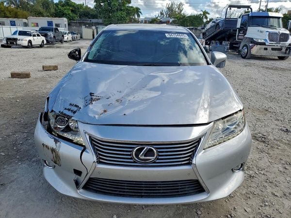 2014 LEXUS ES