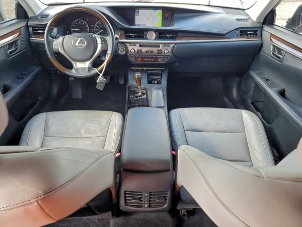 2014 LEXUS ES