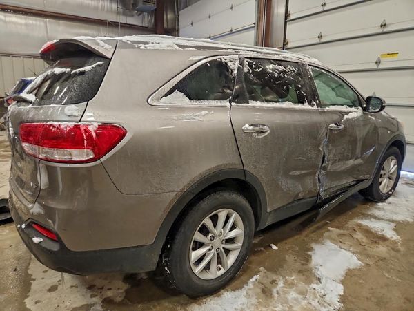2016 KIA SORENTO