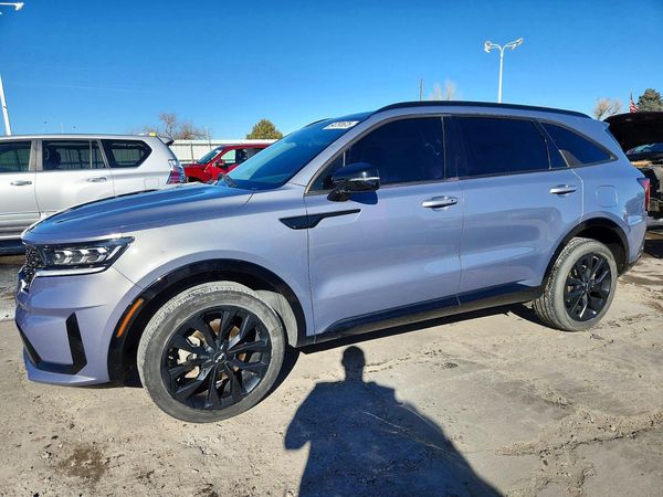 2022 KIA SORENTO