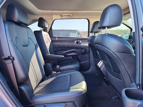 2022 KIA SORENTO