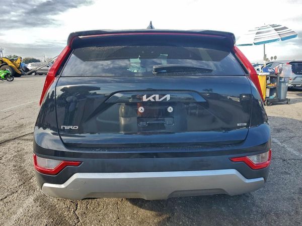 2023 KIA NIRO